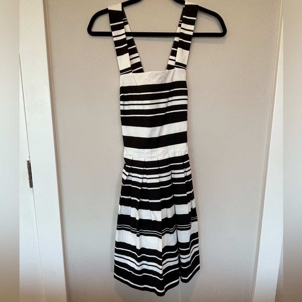 Banana Republic Black and White Midi Dress